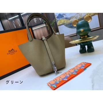 Hermes エルメス ☆ 2021年最新なクラシックな Picotin 18 手提げ袋